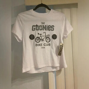 *NWT* The Goonies: Kids The Goonies Bike Club Never Say Die Text Youth T-Shirt